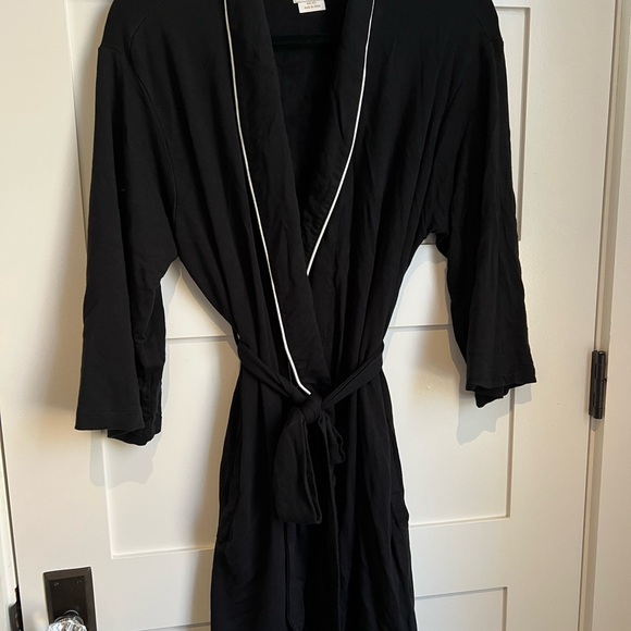 Kate Spade Black Robe “Eat Cake for Breakfast” XS/S - Picture 3 of 4